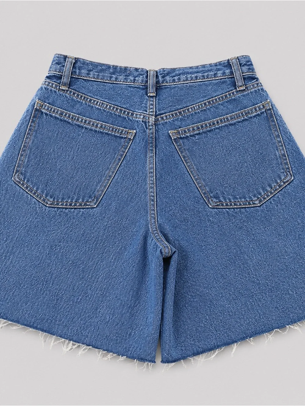 NWT Universal Thread Women's High Rise Long Denim Shorts Size 6R | Raw Hem